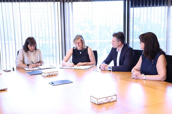 MicroBank i l’Ajuntament de Gavà signen un conveni de col·laboració per impulsar l’autoocupació i l’economia local